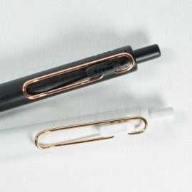 Mitsubishi Pencil Uni-Ball One Gel Ink Ballpen Limited Edition (Rose Gold Clip x White Barrel)