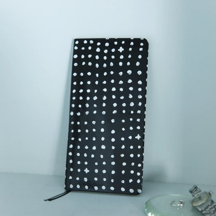 Hobonichi Weeks Book (English) JANUARY 2026 - Makoto Matsubayashi: Dot Hobonichi Weeks Book (English) JANUARY 2026 - Makoto Matsubayashi: Dot